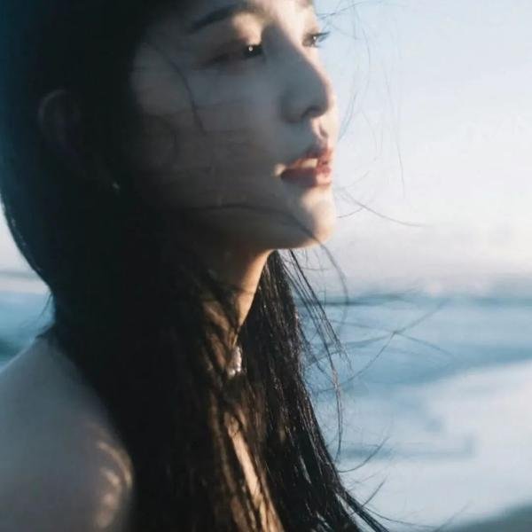 啄木鸟和雨在线观看